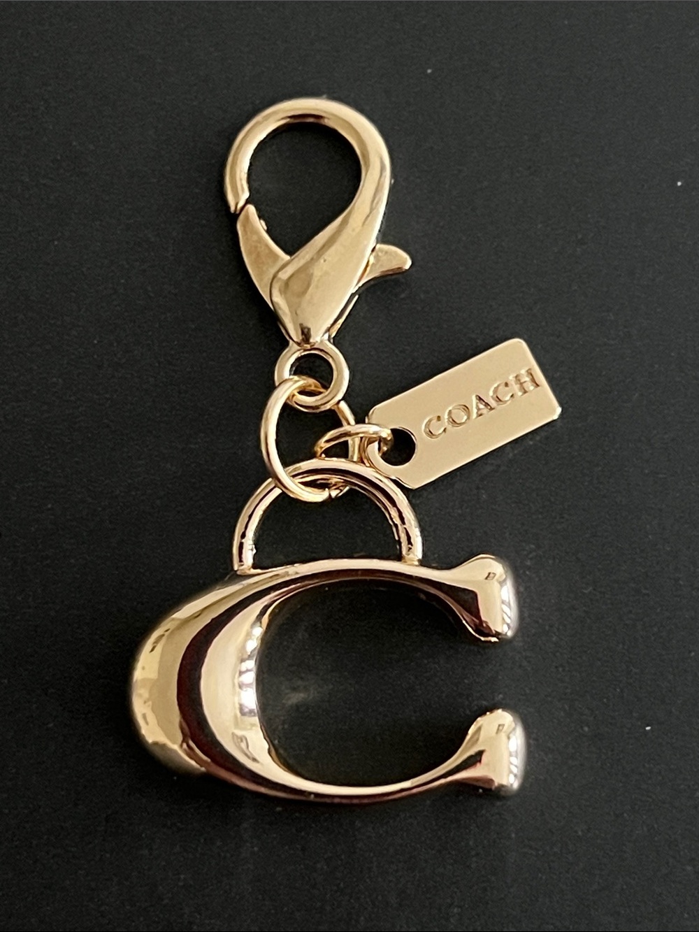 💥💥Coach Gold 'C' Logo Key Charm with Tag